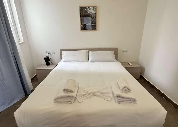 Διαμέρισμα New Modern And Spacious 2b - By Hostmt Ta' Penza