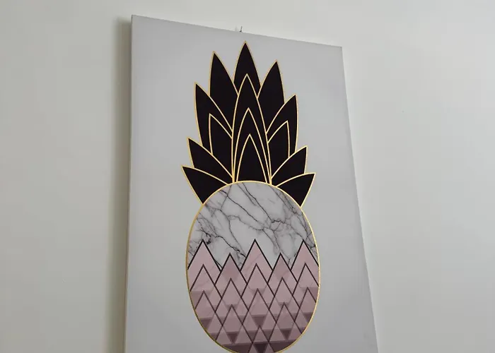 New Modern And Spacious 2b - By Hostmt Διαμέρισμα *